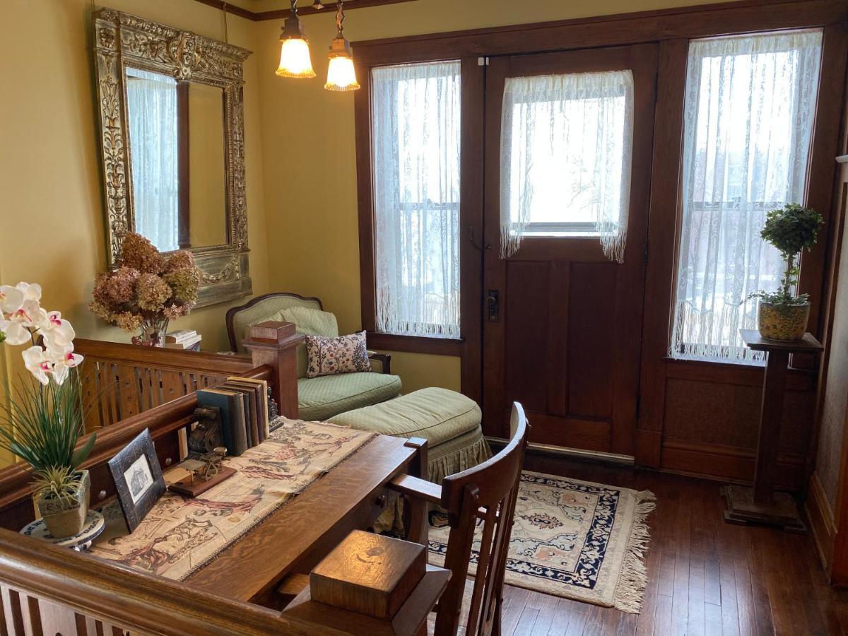 The Edmond An 1887 Arts & Crafts Gem Apartment Saint Joseph Exterior photo
